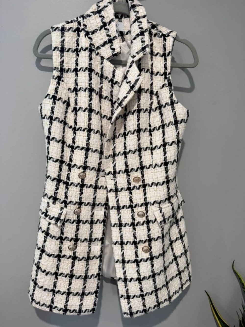 Black and ivory blazer